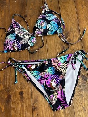 Bucees size medium string bikini black with colorful tropical print